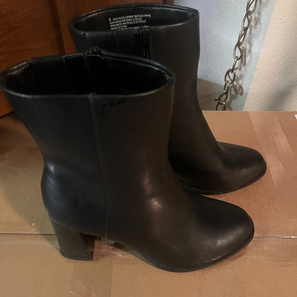 Black Bootie Heels Size 8